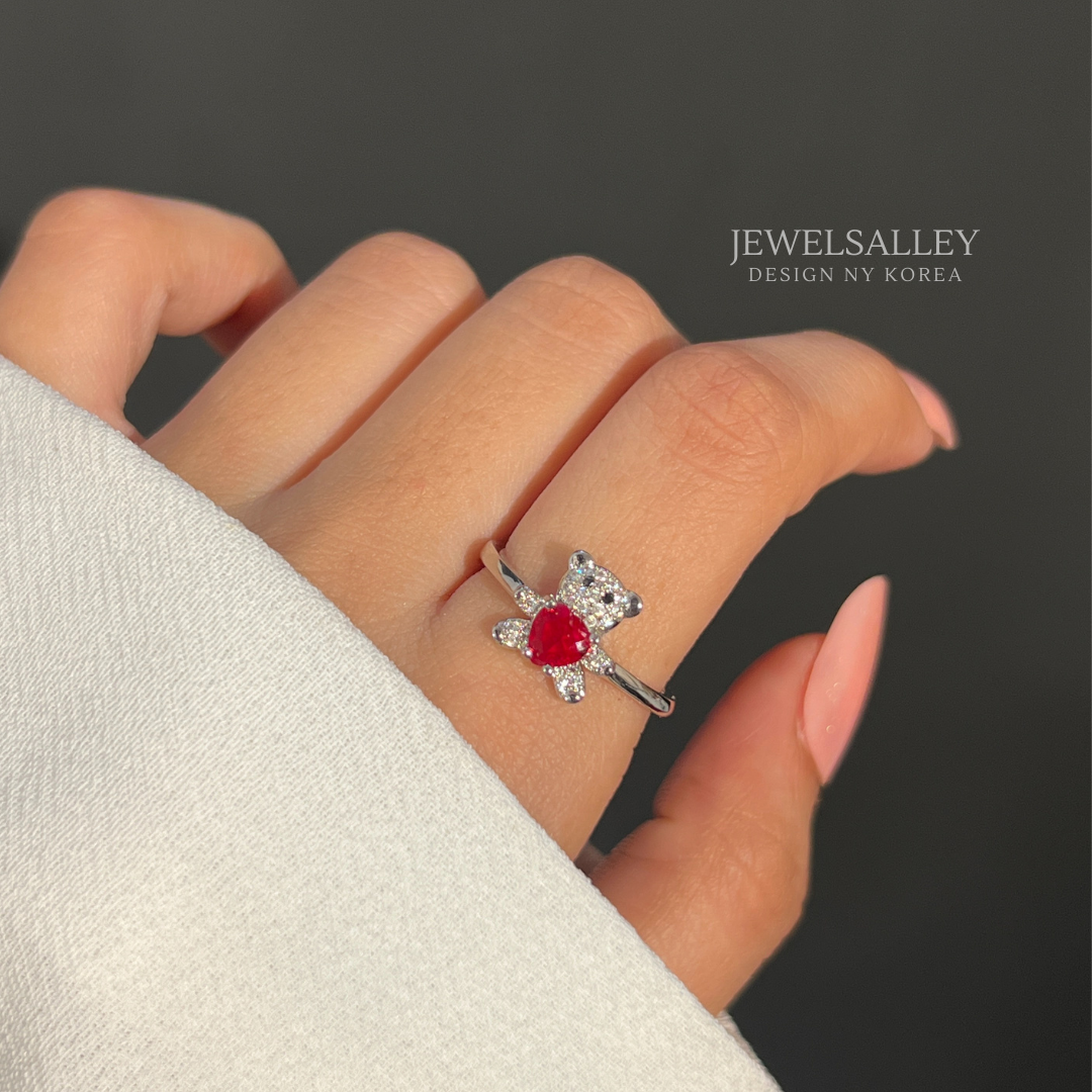 Red Teddy Ring