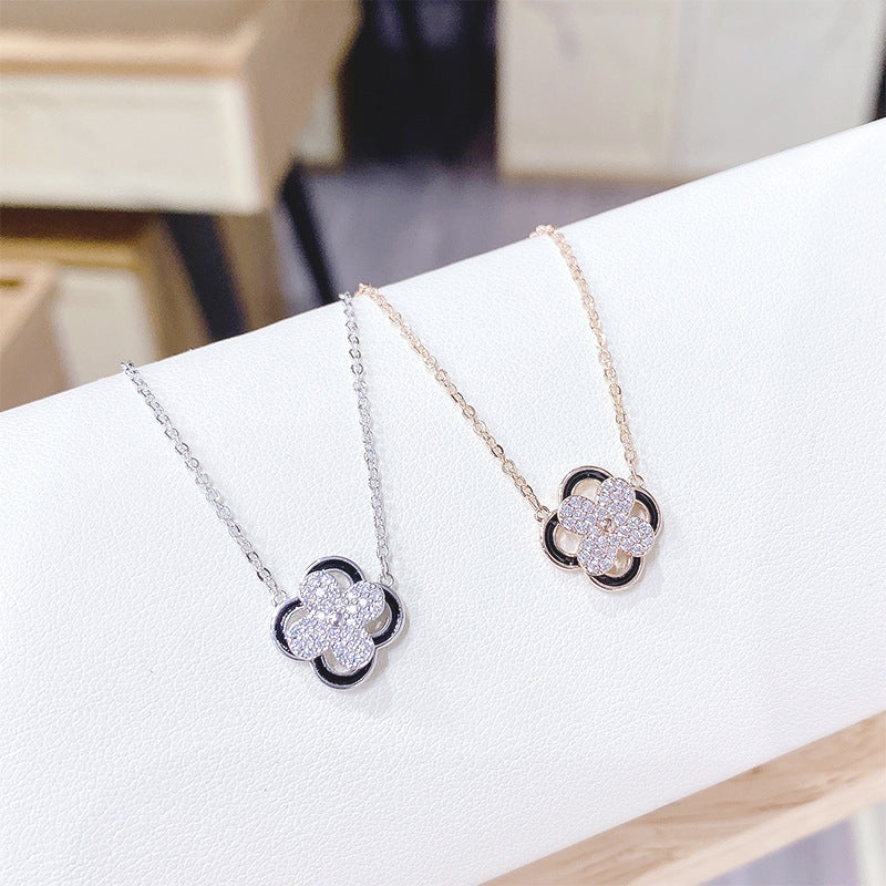 Luxury Clover Necklace