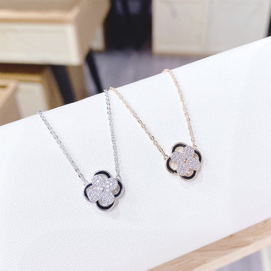 Luxury Clover Necklace