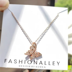 Sparkle Butterfly ecklace