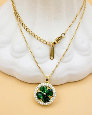 Green Flower Spin Pendant Necklace