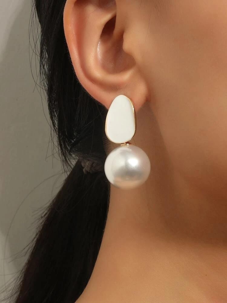 White Pearl Earrings